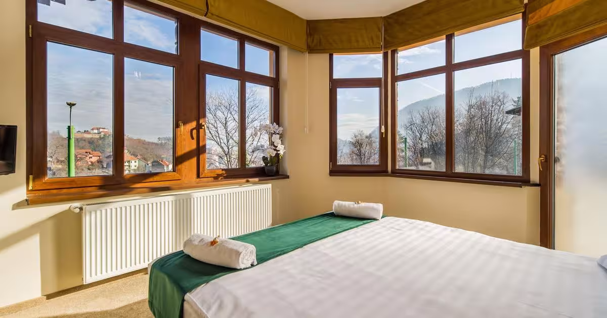 Apartament decomandat cu 5 camere în zona Drumul Poienii, Brașov