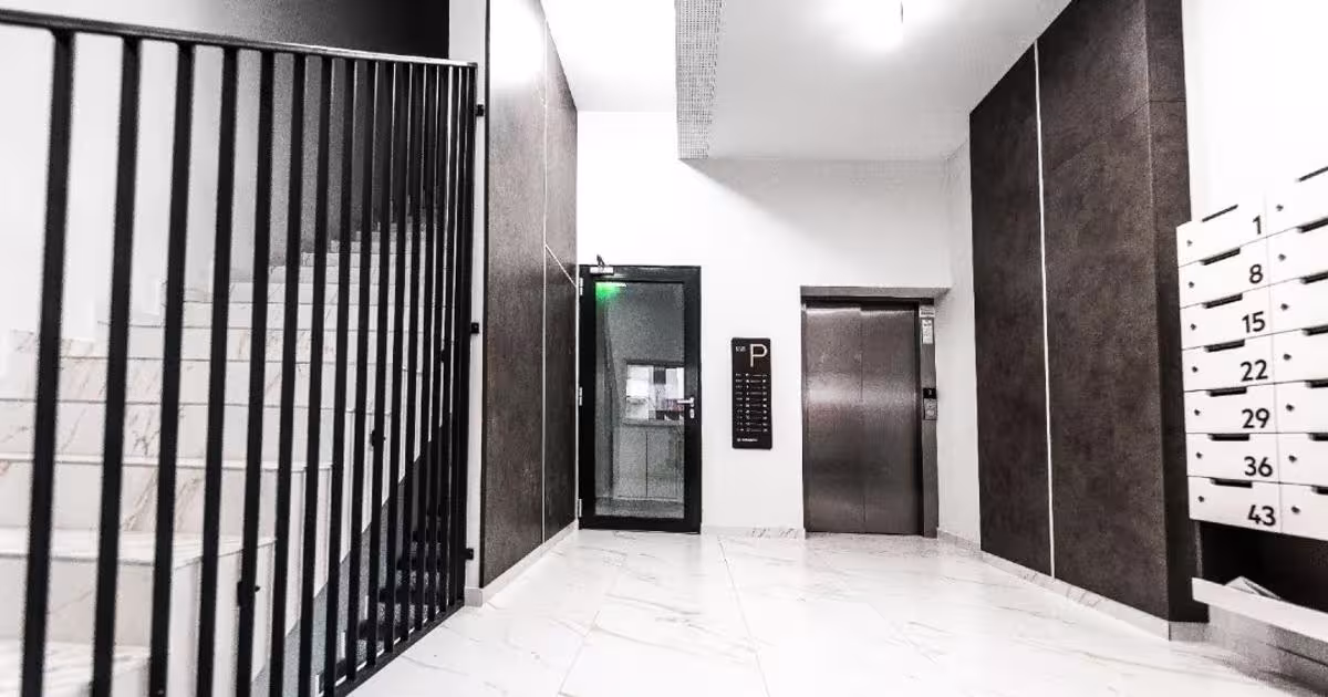Apartament decomandat cu 2 camere în zona Noua, Brașov