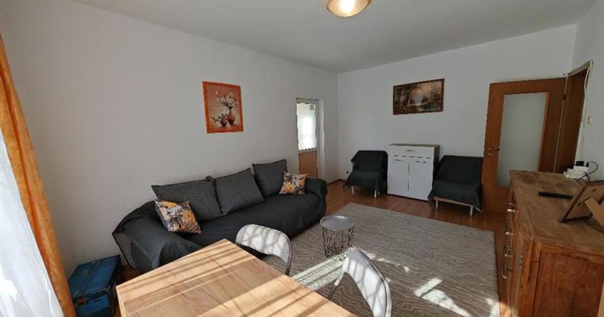 Apartament decomandat cu 2 camere în zona Răcădău, Brașov