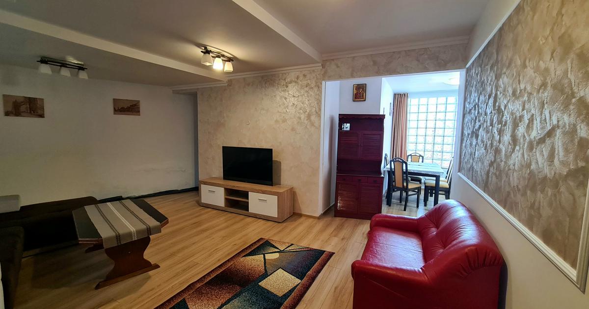 Apartament decomandat cu 4 camere în zona Schei, Brașov