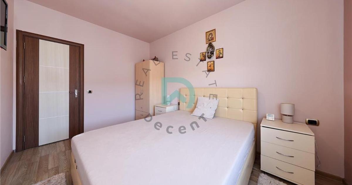 Apartament decomandat cu 3 camere în zona Tractorul, Brașov