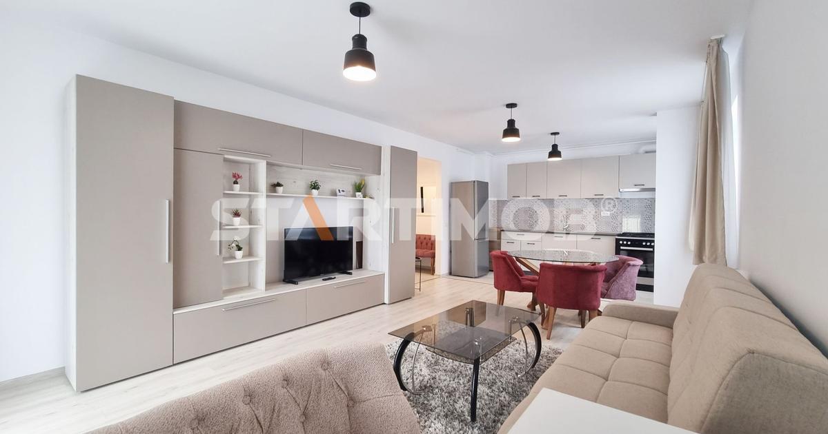 Apartament decomandat cu 2 camere în zona Tractorul, Brașov