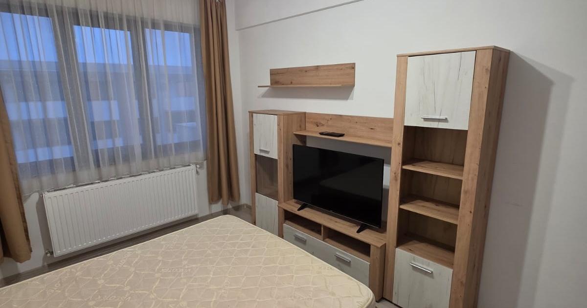 Apartament decomandat cu 2 camere în zona Tractorul, Brașov
