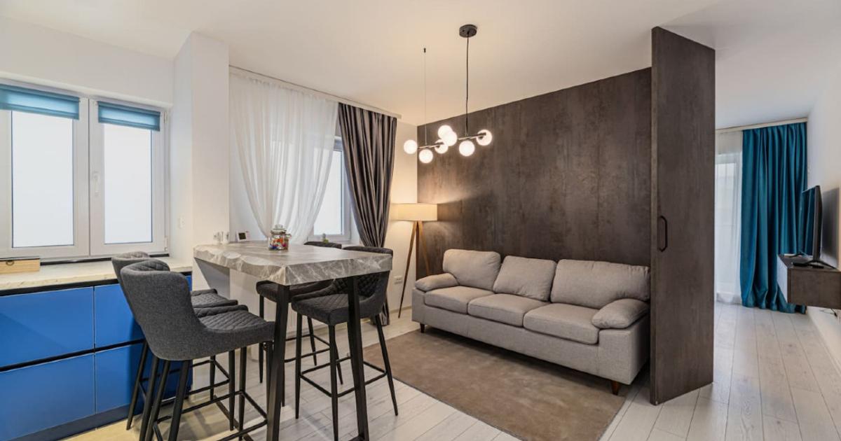 Apartament decomandat cu 3 camere în zona Tractorul, Brașov