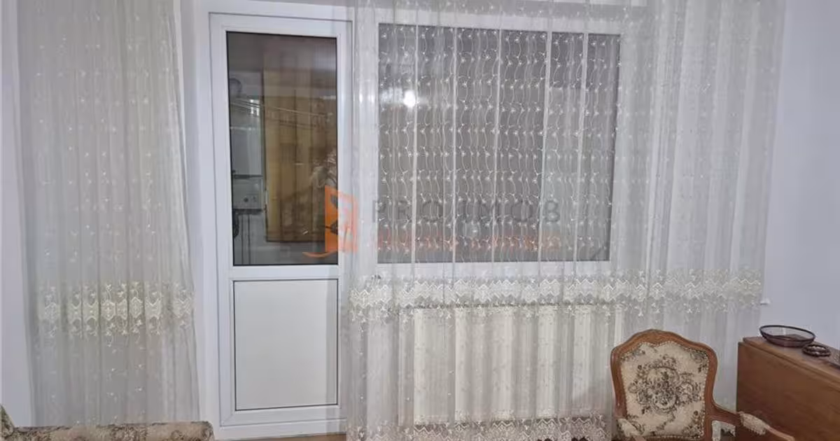 Apartament decomandat cu 2 camere în zona Unirii Sud, Buzău