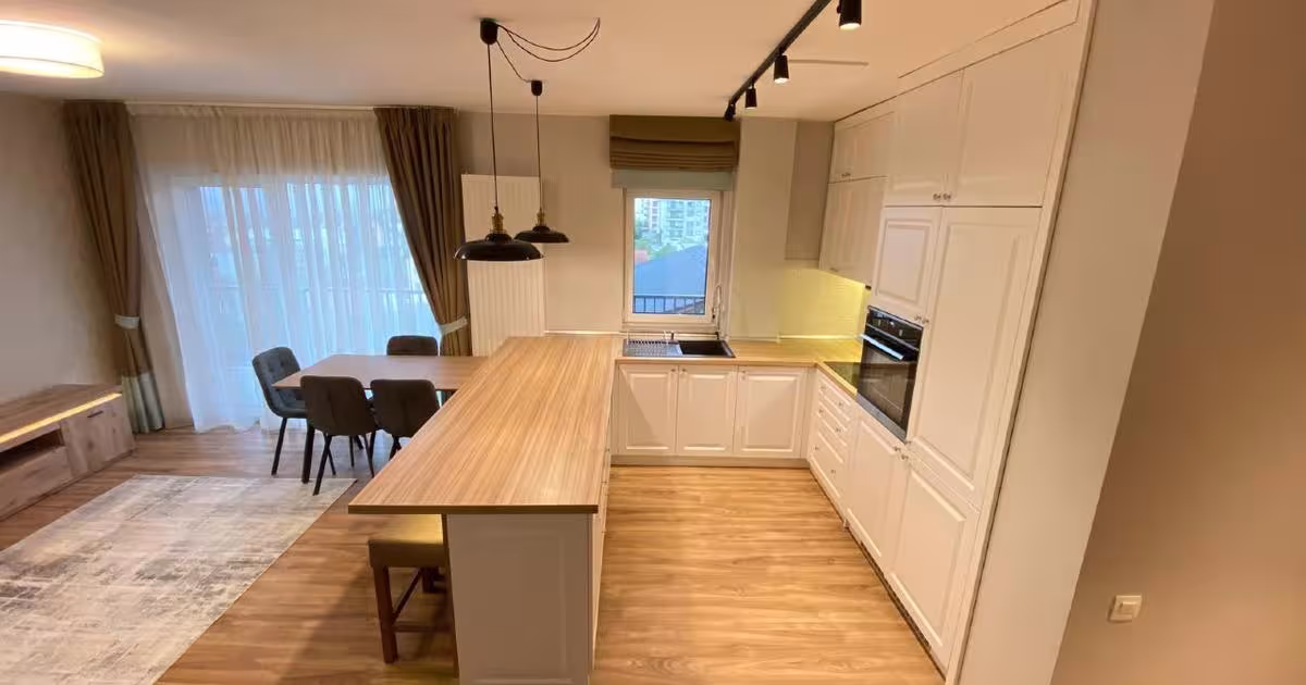 Apartament semidecomandat cu 3 camere în zona Bună Ziua, Cluj-Napoca