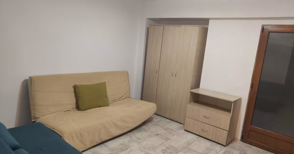 Apartament semidecomandat cu 2 camere în zona Central, Cluj-Napoca