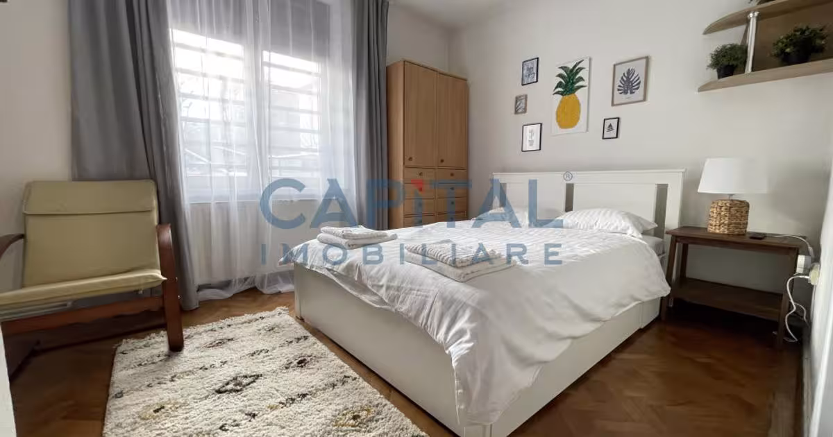 Apartament semidecomandat cu 4 camere în zona Central, Cluj-Napoca