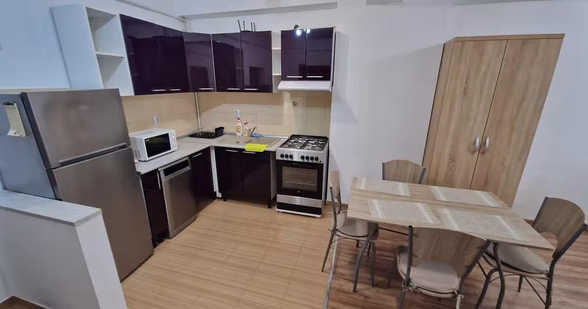 Apartament semidecomandat cu 2 camere în zona Central, Cluj-Napoca