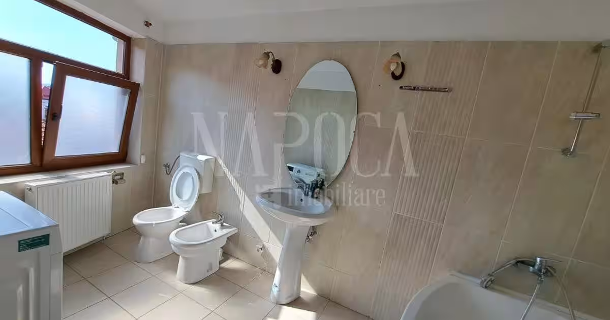 Apartament semidecomandat cu 3 camere în zona Gruia, Cluj-Napoca