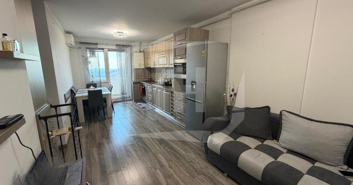 Apartament semidecomandat cu 3 camere în zona Mănăștur, Cluj-Napoca
