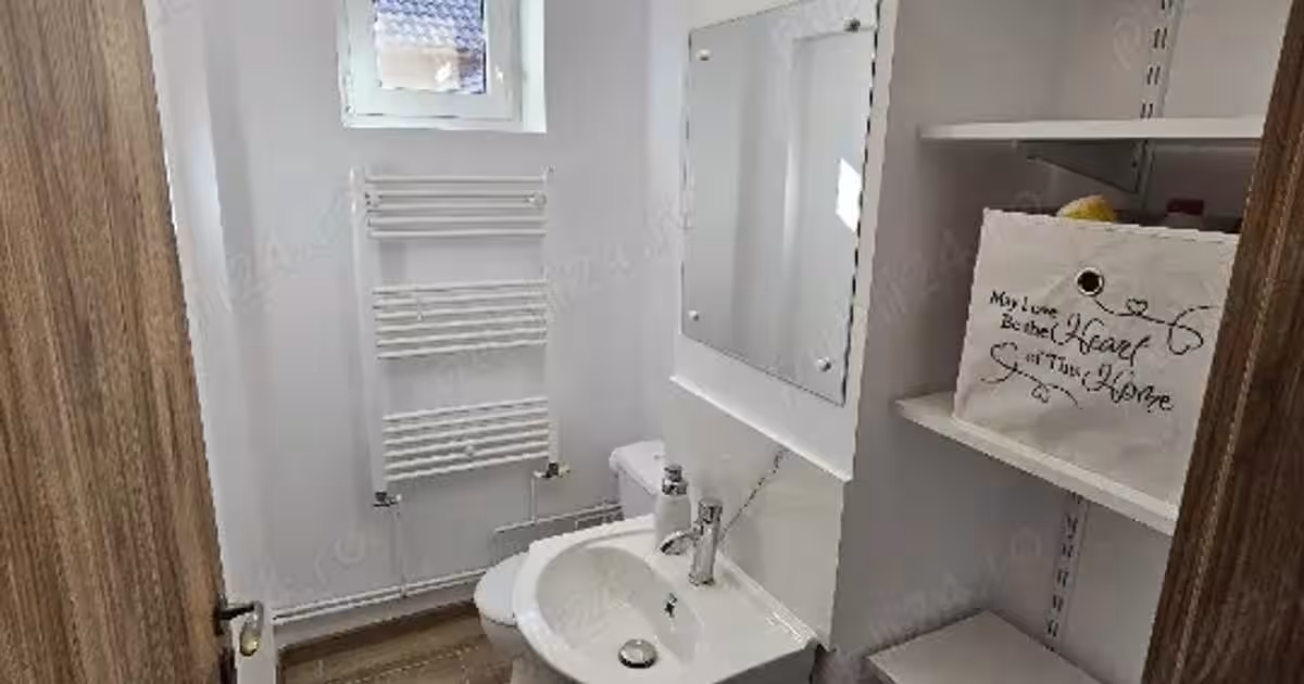 Apartament decomandat cu 3 camere în zona Craiovița Nouă, Craiova