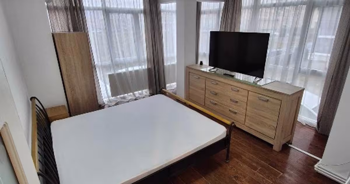 Apartament semidecomandat cu 2 camere în Florești