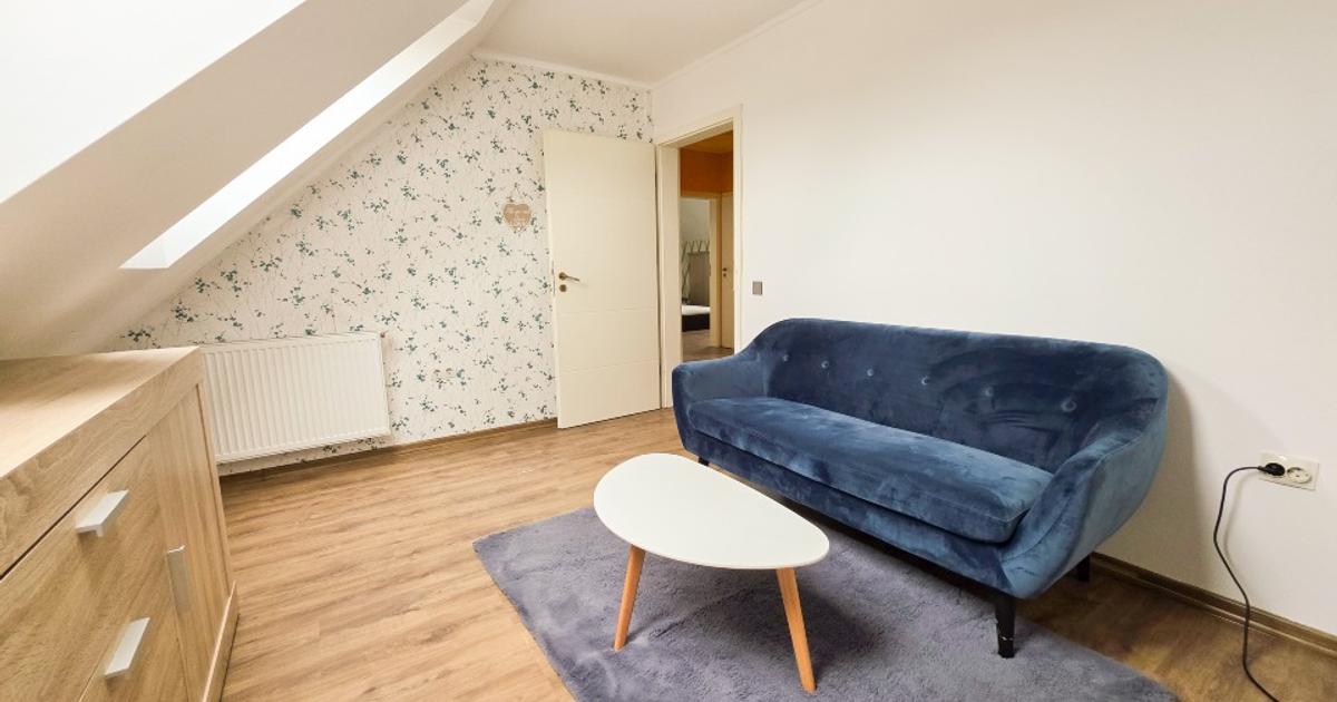 Apartament decomandat cu 4 camere în Florești