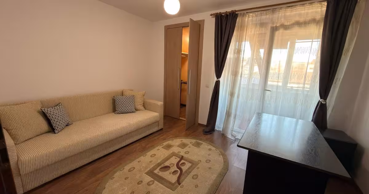 Apartament semidecomandat cu 3 camere în Florești