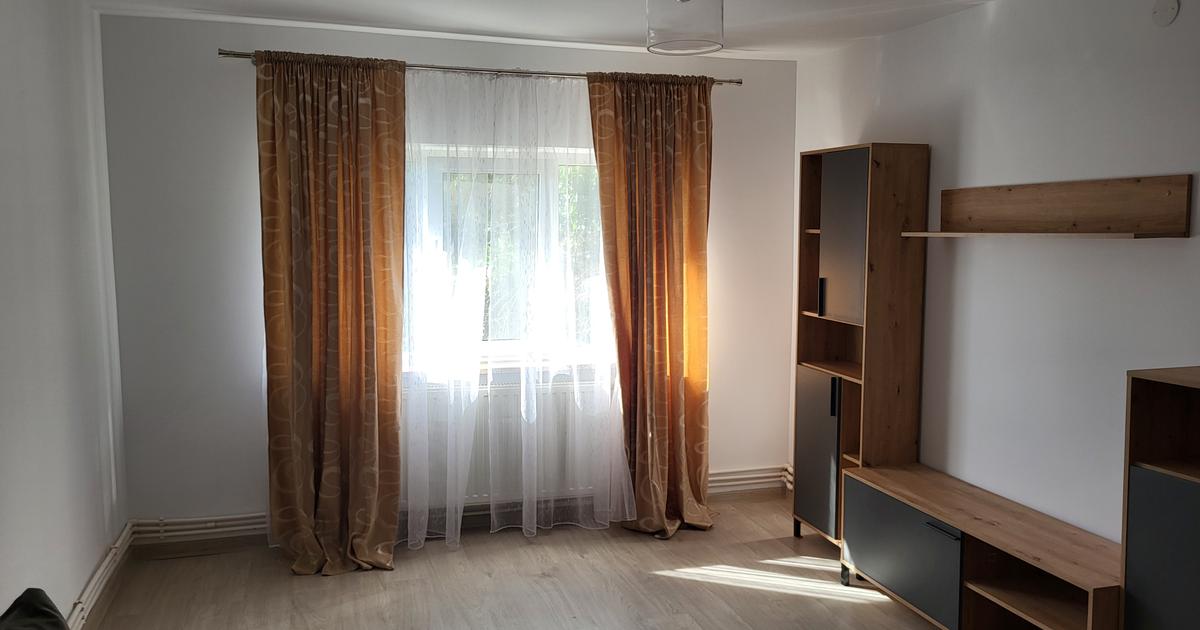 Apartament decomandat cu 3 camere în zona Brăilei, Focșani