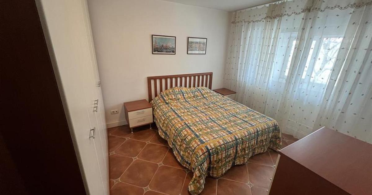 Apartament decomandat cu 2 camere în zona Gară, Focșani