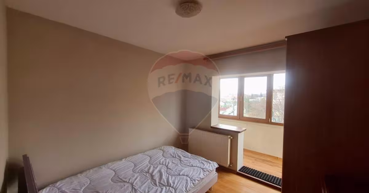 Apartament decomandat cu 4 camere în zona Nord, Focșani
