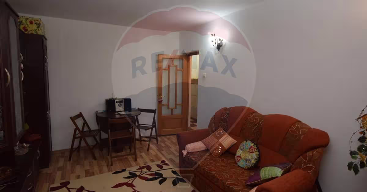 Apartament semidecomandat cu 2 camere în zona Sud, Focșani