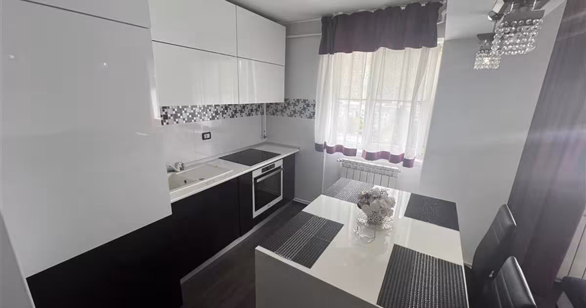 Apartament decomandat cu 2 camere în zona Ultracentral, Focșani