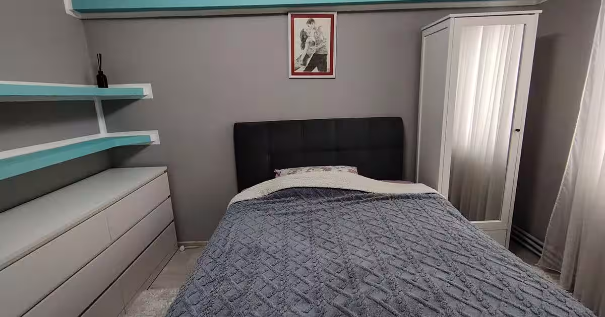 Apartament decomandat cu 3 camere în zona Micro 13, Galați