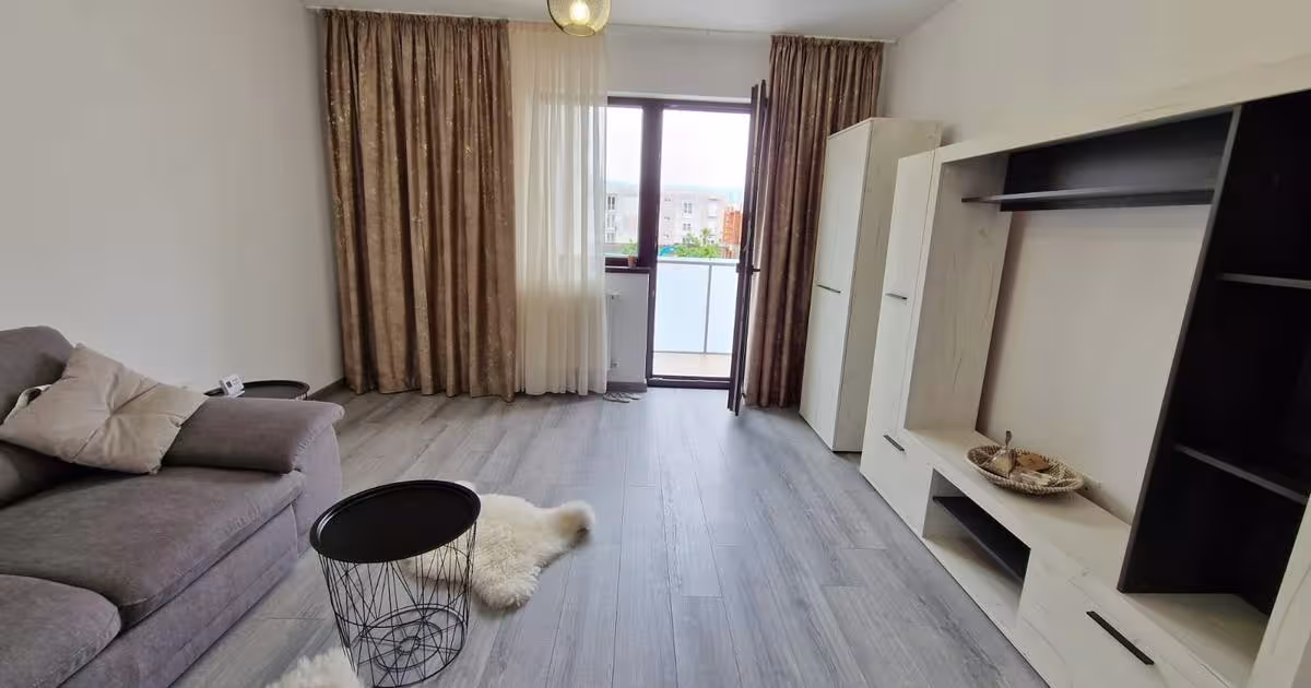 Apartament decomandat cu 2 camere în zona Exterior Est, Ghimbav preț 2.200 RON / lună