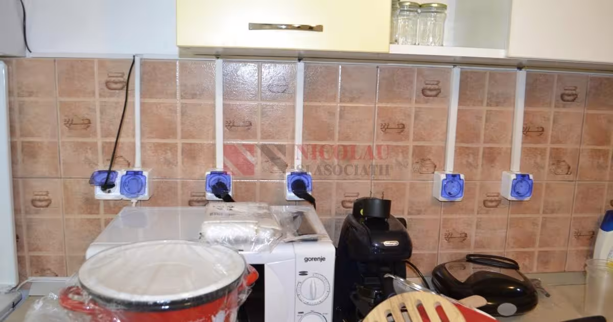 Apartament decomandat cu 3 camere în zona Centru Civic, Iași