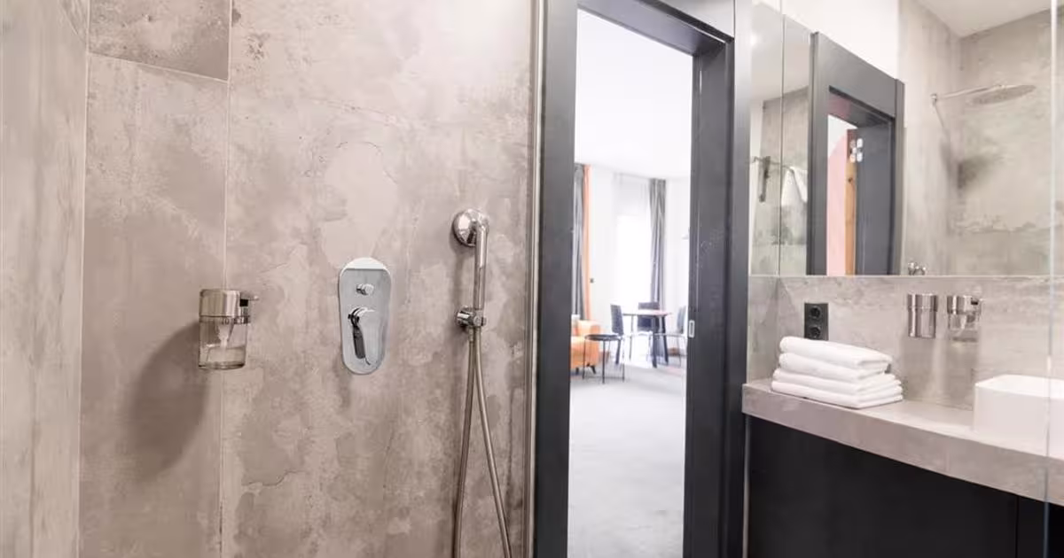 Apartament semidecomandat cu 2 camere în zona Central, Oradea