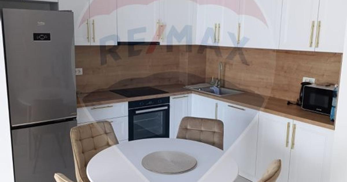 Apartament decomandat cu 2 camere în zona Central, Oradea