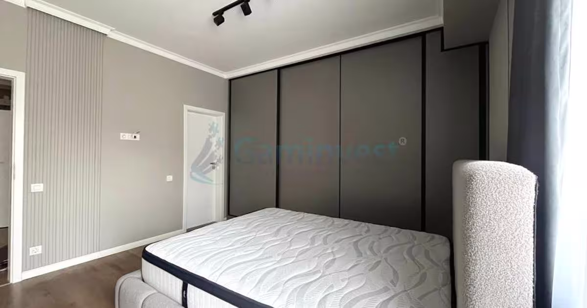 Apartament decomandat cu 3 camere în zona Gării, Oradea