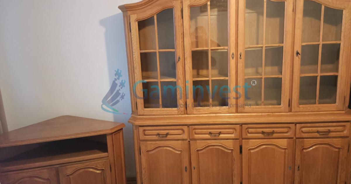 Apartament decomandat cu 3 camere în zona Nufărul, Oradea