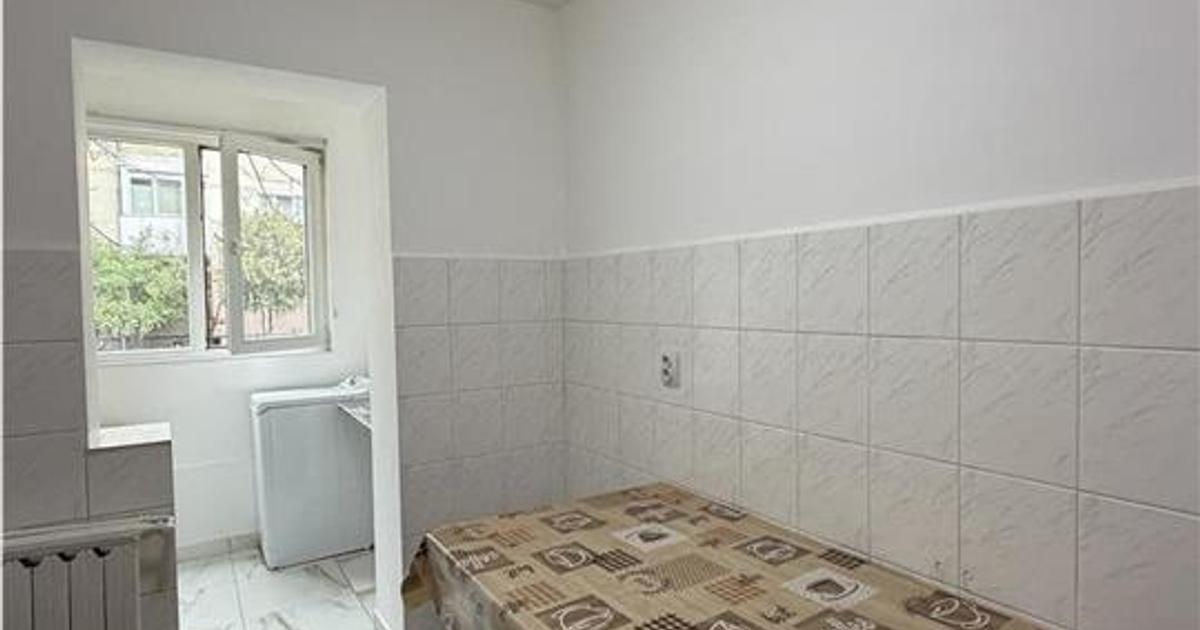 Apartament decomandat cu 2 camere în zona Rogerius, Oradea