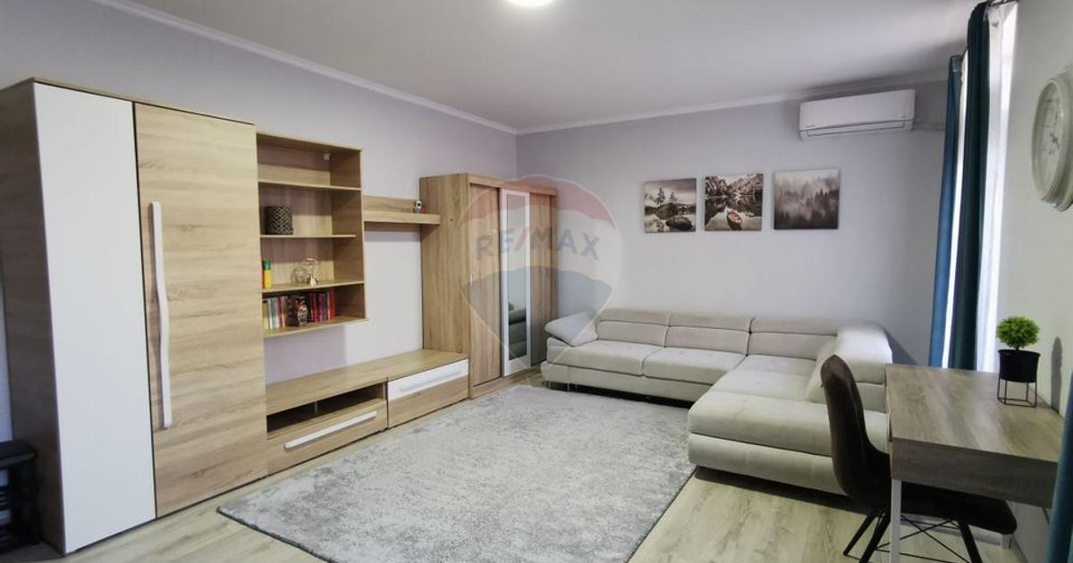 Apartament decomandat cu 2 camere în zona Rogerius, Oradea