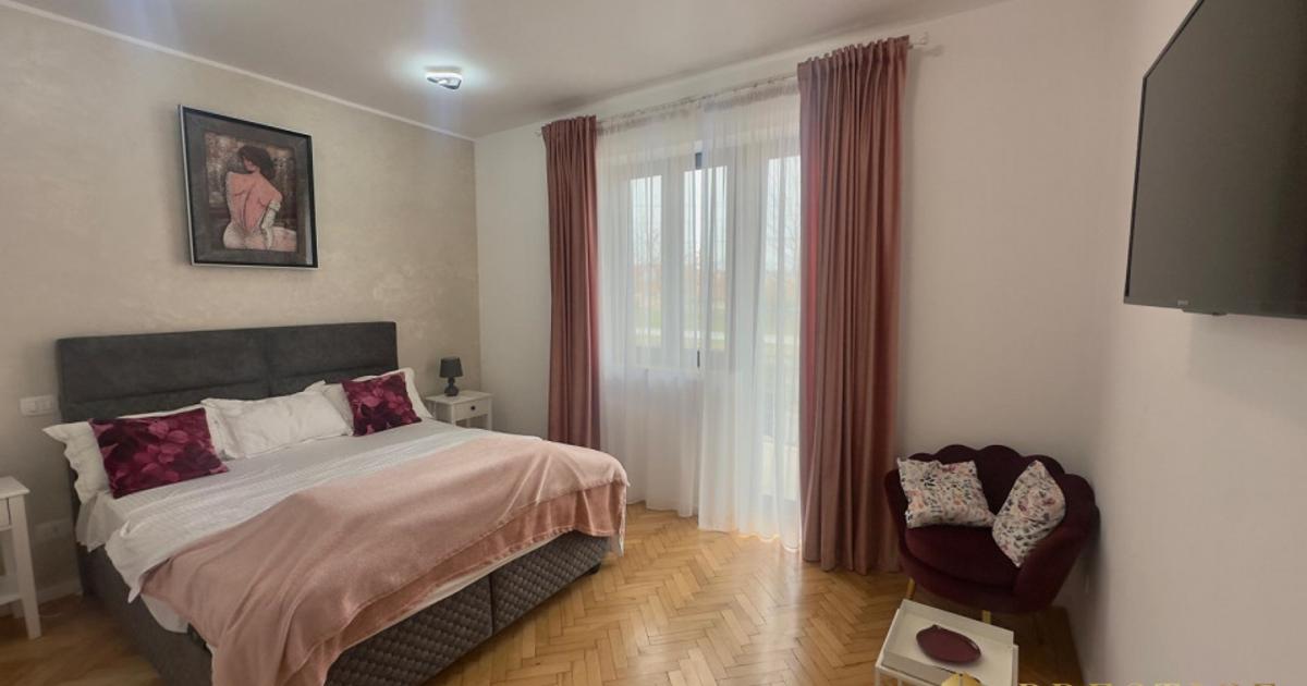 Apartament decomandat cu 2 camere în zona Ultracentral, Oradea