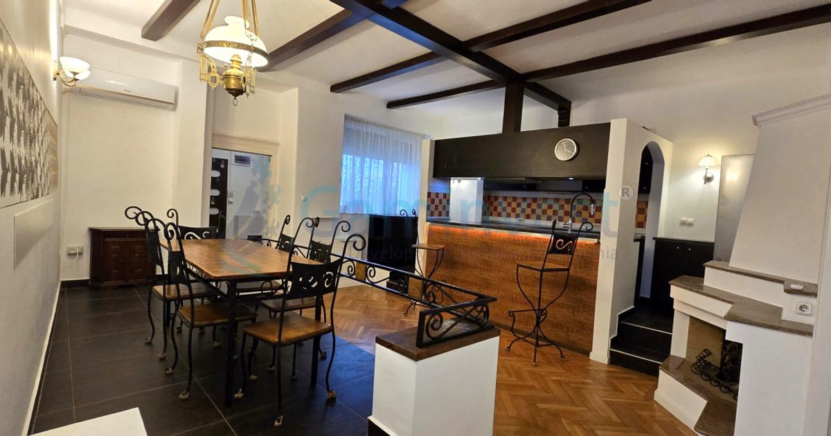 Apartament decomandat cu 4 camere în zona Ultracentral, Oradea