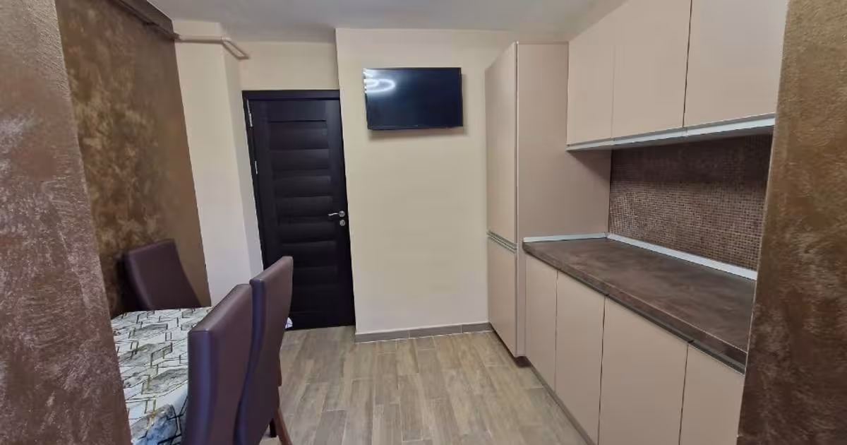 Apartament decomandat cu 2 camere în zona Dacia, Pitești