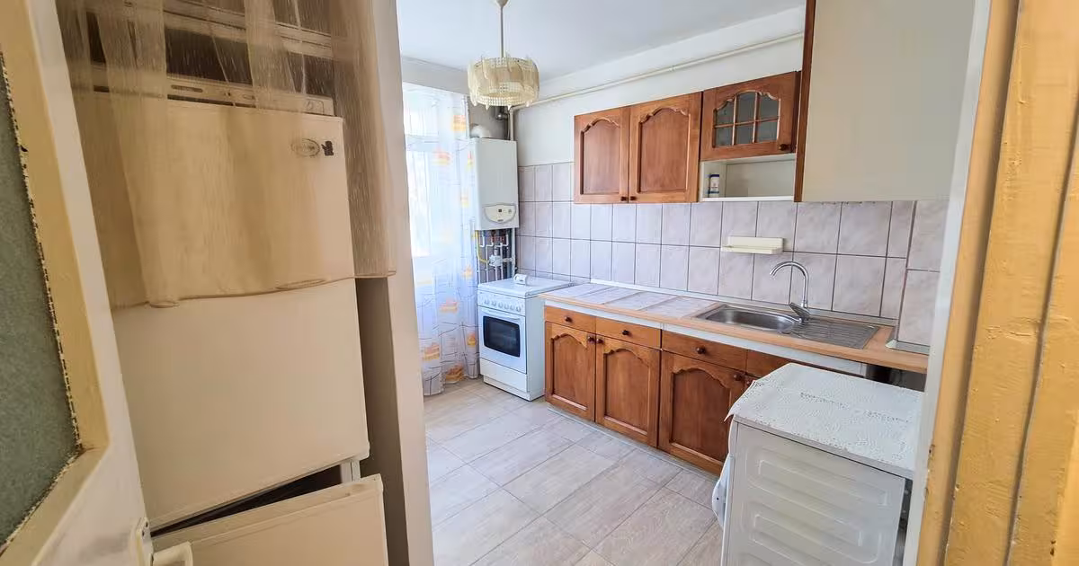 Apartament decomandat cu 2 camere în zona Eremia, Pitești