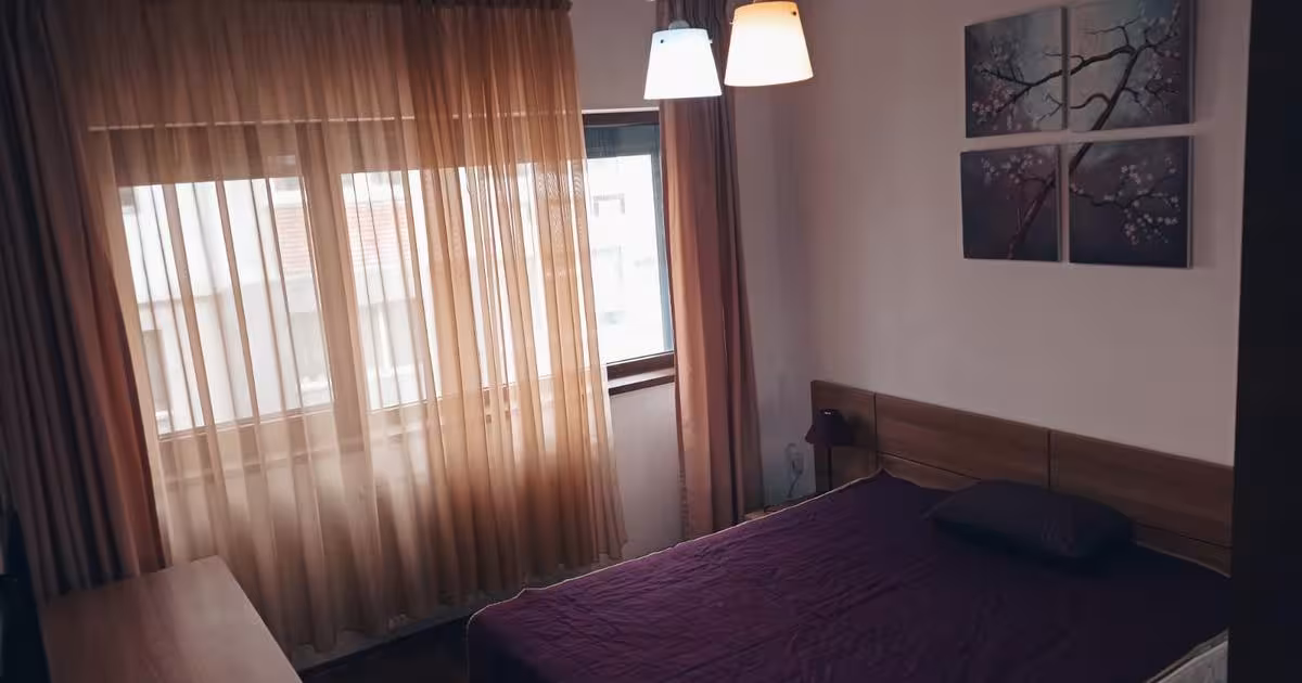 Apartament decomandat cu 2 camere în zona Eremia, Pitești