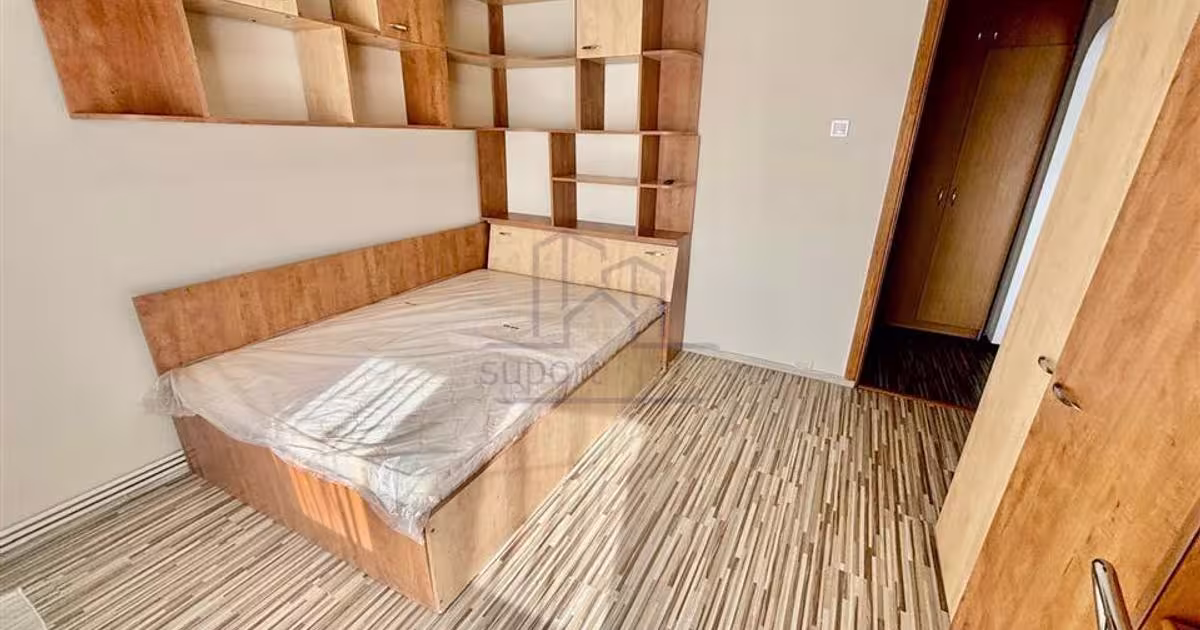 Apartament decomandat cu 3 camere în zona Cantacuzino, Ploiești
