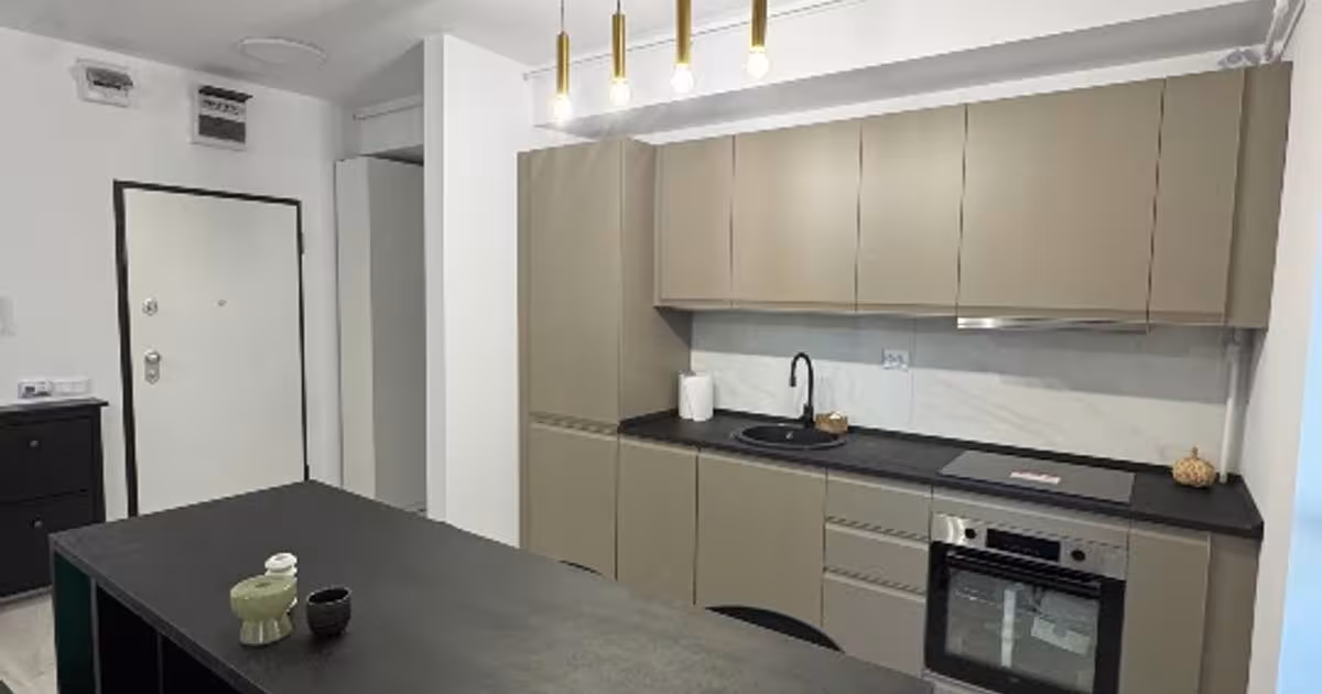 Apartament decomandat cu 2 camere în zona Vest, Ploiești