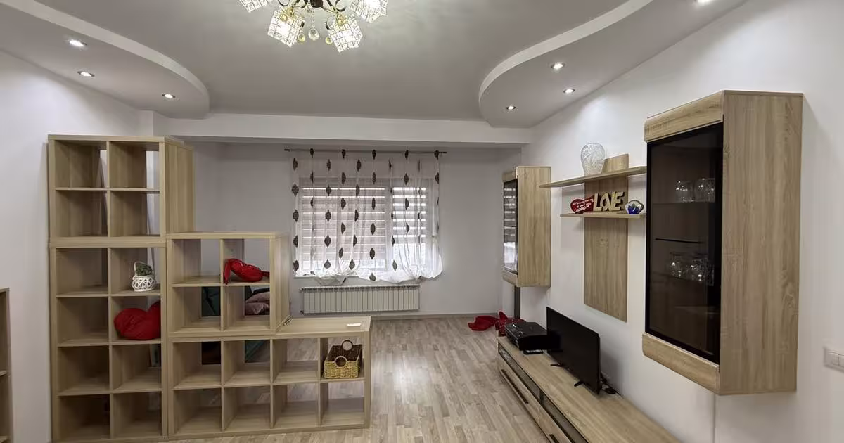 Apartament cu 2 camere în zona Central, Rădăuți