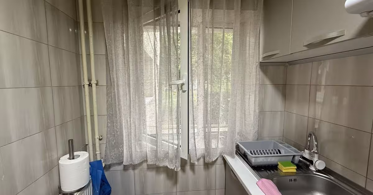 Apartament semidecomandat cu 2 camere în zona Nord, Rădăuți