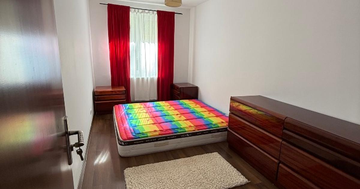 Apartament semidecomandat cu 4 camere în zona Central, Râmnicu Vâlcea