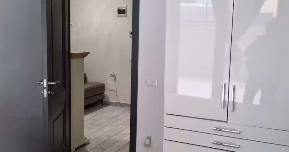 Apartament decomandat cu 2 camere în zona Ostroveni, Râmnicu Vâlcea