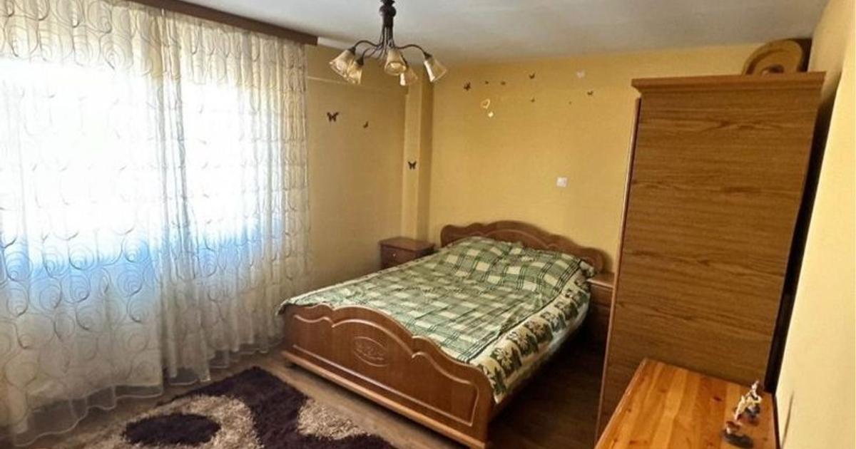 Apartament decomandat cu 3 camere în Șcheia
