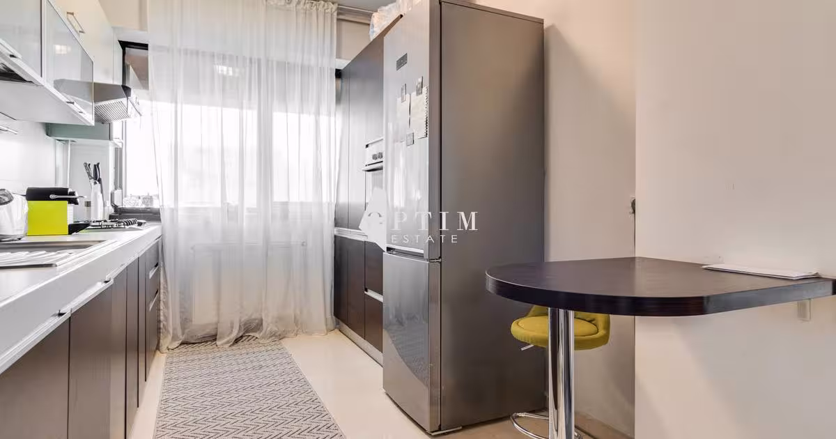 Apartament semidecomandat cu 2 camere în zona Băneasa, Sector 1