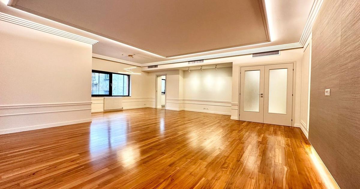 Apartament semidecomandat cu 4 camere în zona Dorobanți, Sector 1