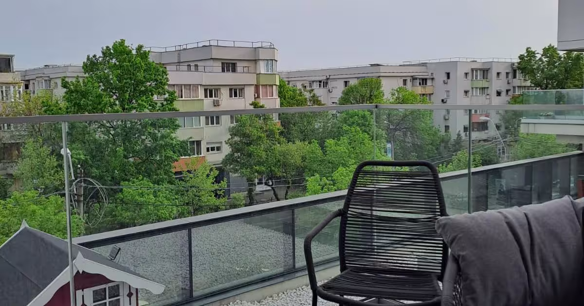 Apartament semidecomandat cu 3 camere în zona Herăstrău, Sector 1