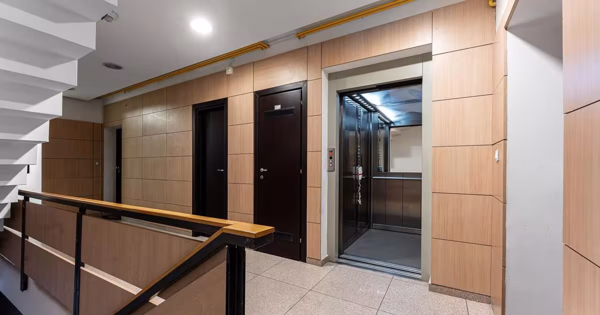 Apartament decomandat cu 2 camere în zona Iancu Nicolae, Sector 1