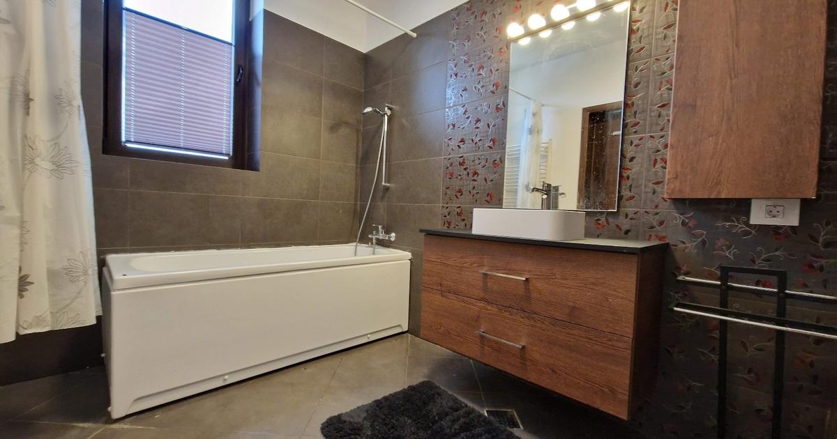 Apartament decomandat cu 3 camere în zona Iancu Nicolae, Sector 1